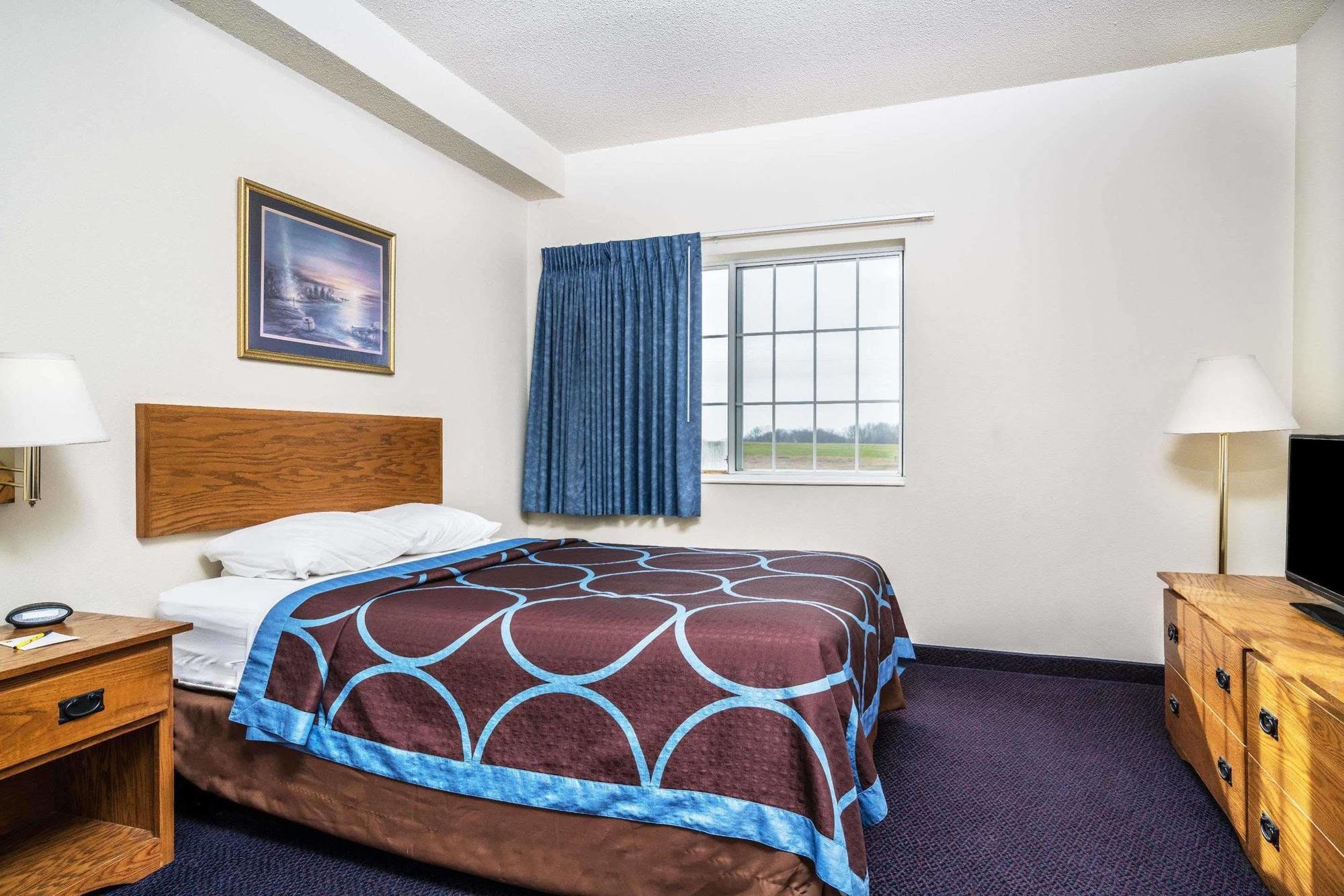 Super 8 By Wyndham Neillsville Wi Exterior photo